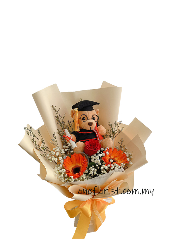 Graduation bouquet rose and daisy